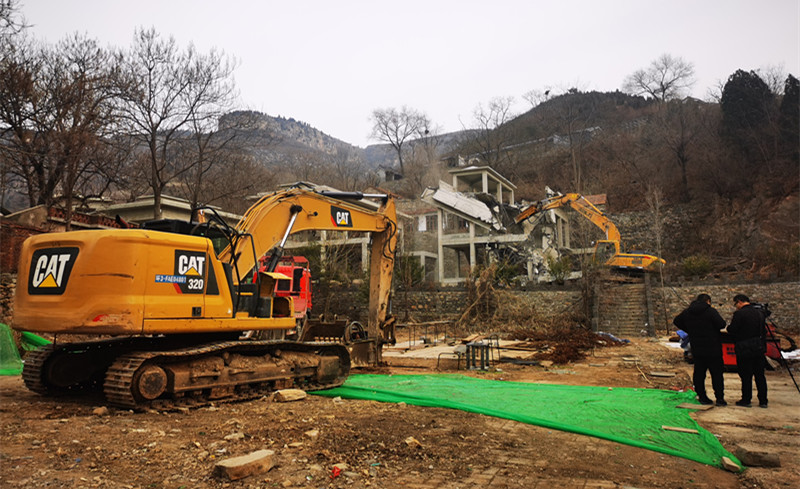 济南违建拆除最新动态，城市更新展现法治精神融合之道